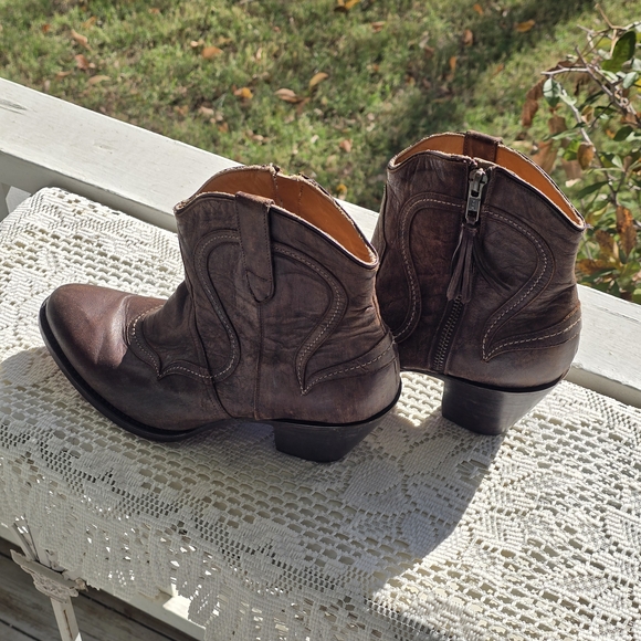 Womens Lucchese Leather Ankle Boots Size 9.5 B Pre-owned Excellent - Picture 4 of 7